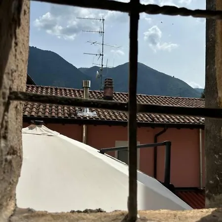 Tussen De Italianen